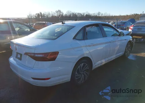 2021 Volkswagen Jetta 1.4T Sel from USA, damaged, VIN 3VWE57BU7MM067601